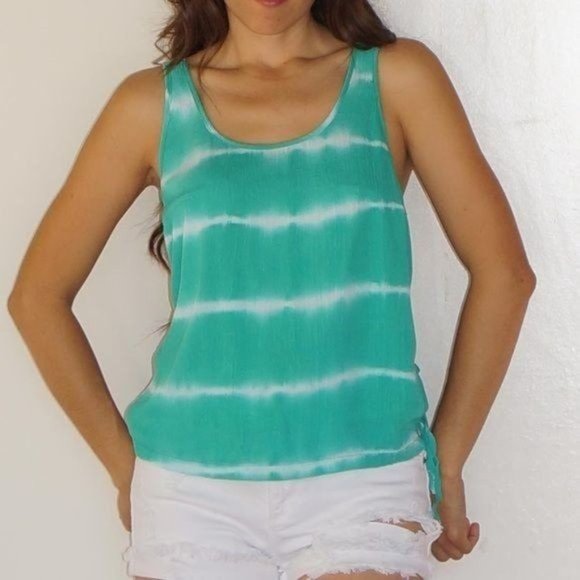 Tea n Cup Green & White Tie Dye Caged Back Sleeveless Top with Fringe - Picture 2 of 8